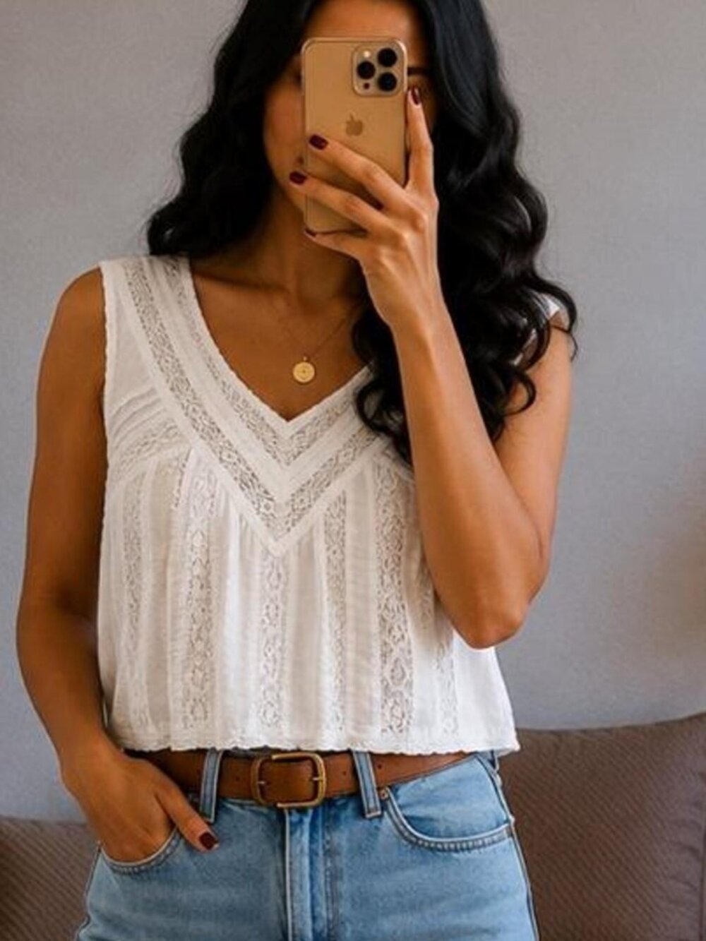 Women's White Lace Trim V-Neck Sleeveless Blouse